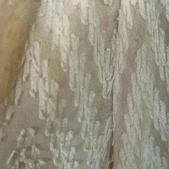 Romeo & Juliet Couture Sheer Chevron Blouse - Picture 3 of 9